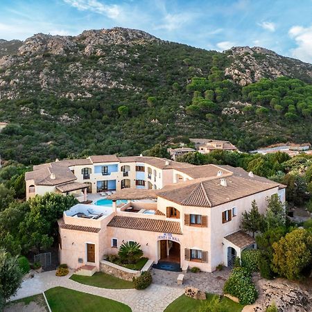 Hotel Monti Di Mola Porto Cervo Kültér fotó