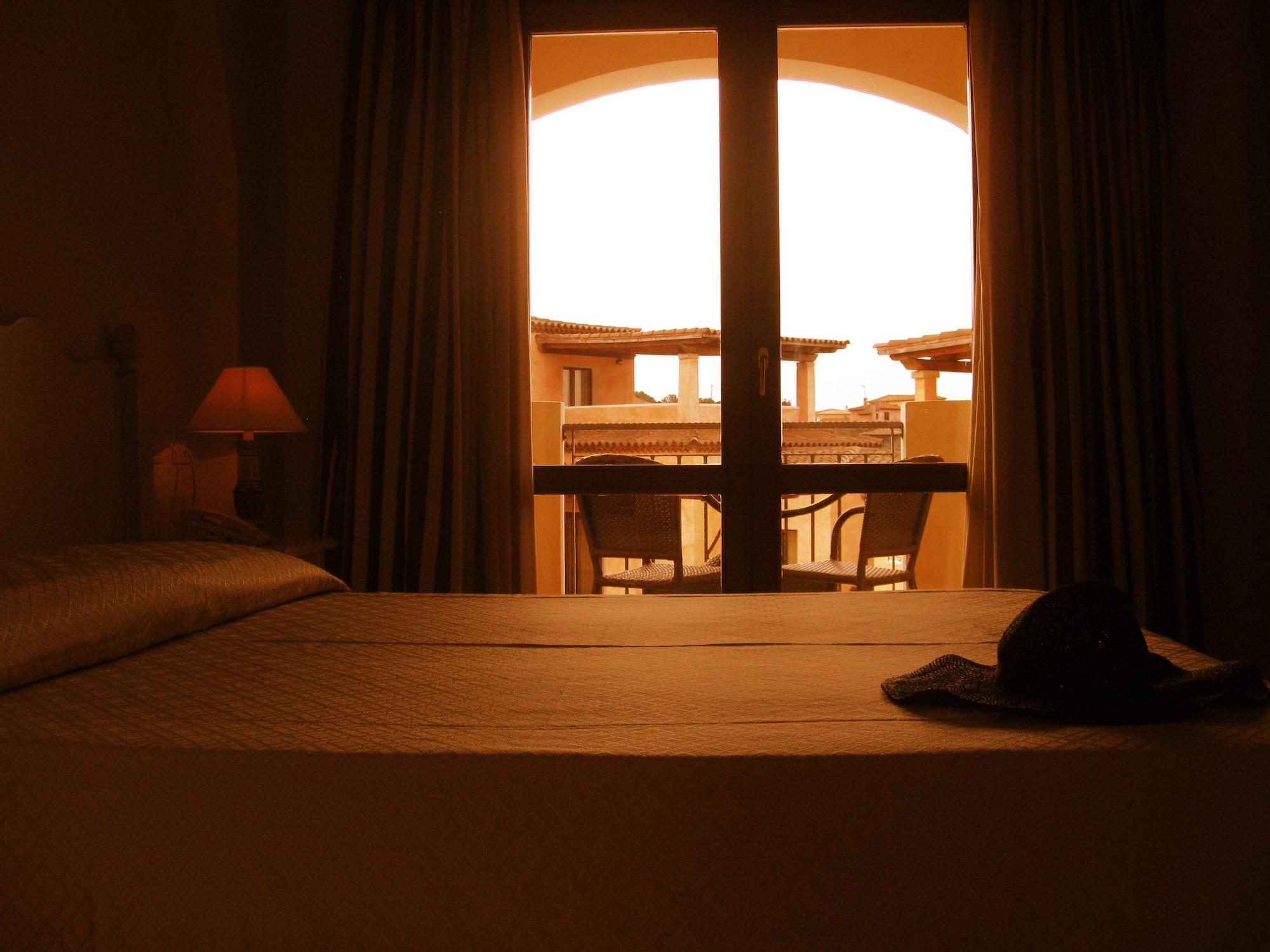 Hotel Monti Di Mola Porto Cervo Kültér fotó