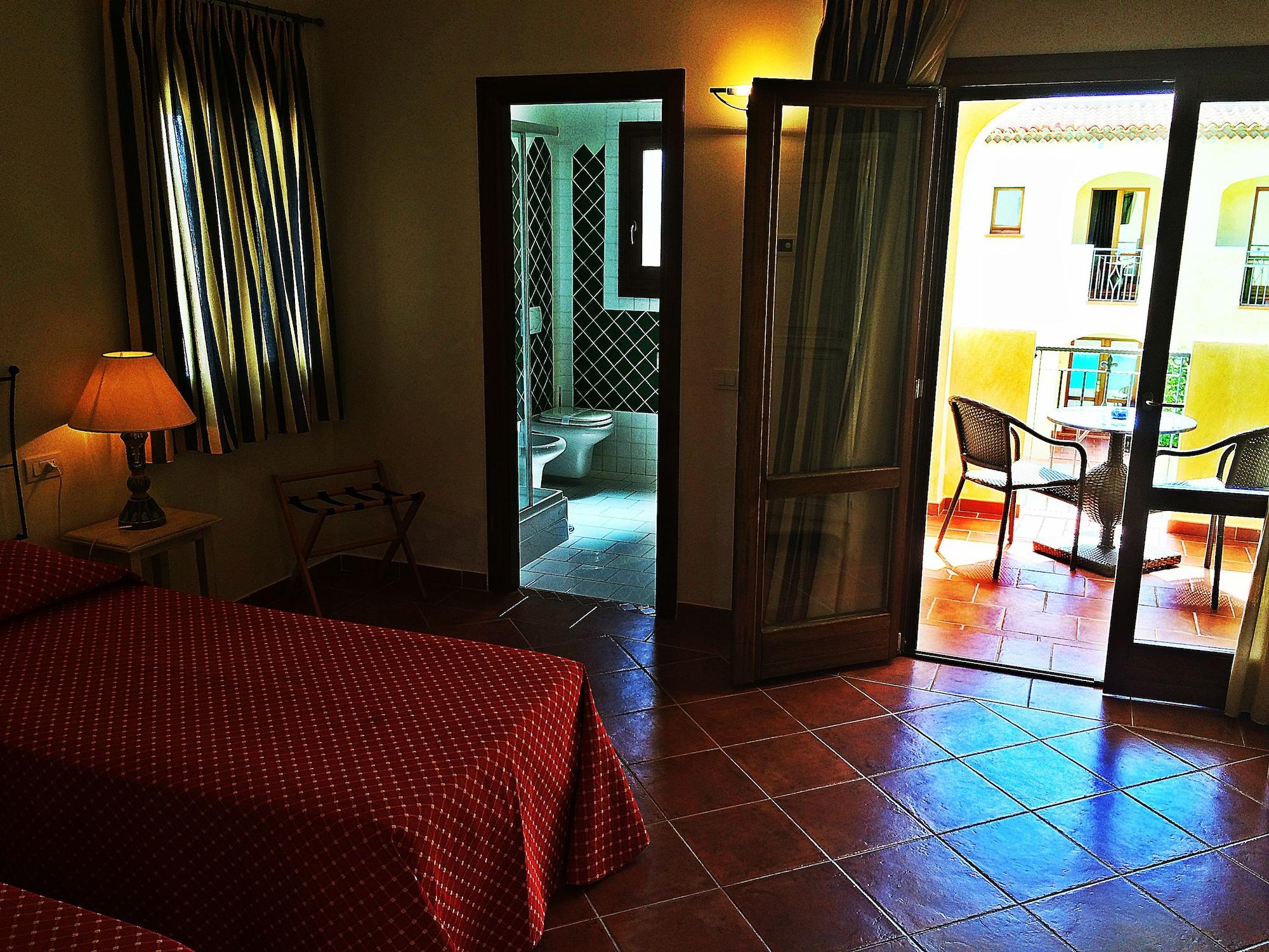 Hotel Monti Di Mola Porto Cervo Kültér fotó