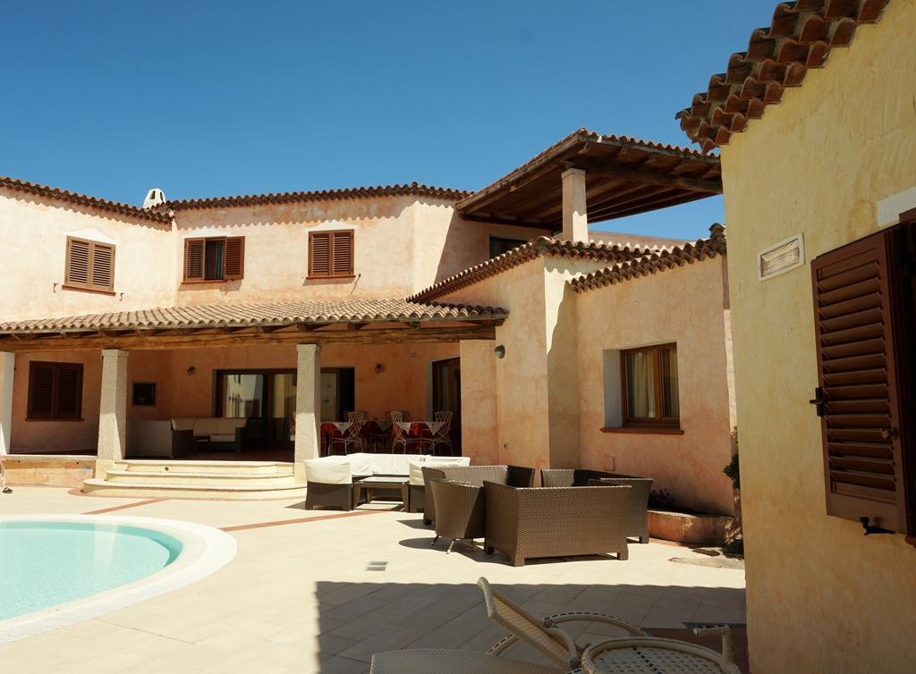 Hotel Monti Di Mola Porto Cervo Kültér fotó